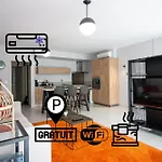 Le Celya, Jacuzzi Et Parking Privatif Avec Borne De Recharge Voiture Electrique * Сарла-ла-Канеда