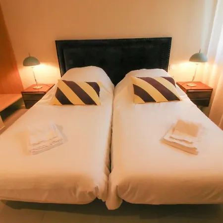 아파트 Le Celya, Jacuzzi Et Parking Privatif Avec Borne De Recharge Voiture Electrique